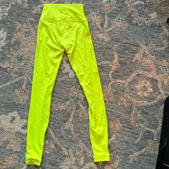 Lululemon Wunder Under legging in highlight yellow - Picture 3 of 6